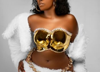 Musore ntuzabure ubwenge ! Dore ibintu bizakugaragariza ko umugore agushaka cyane