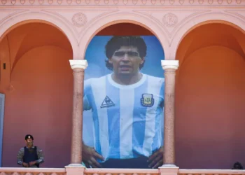 Muri Buenos Aires harikubera imurikagurisha ryihariye ryitwa “Diego Eterno”