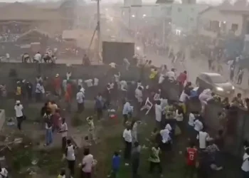 Abantu 56 bapfiriye muri stade y’umupira w’amaguru ya Guinea