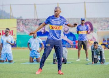 Ayabonga Lebitsa wari umutoza wongerera imbaraga abakinnyi yatandukanye na Rayon Sports