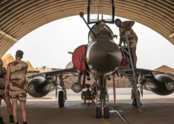 Ubufaransa bwasohoye indege ebyiri z’intambara za Mirage bwari bwarashyize muri Tchad