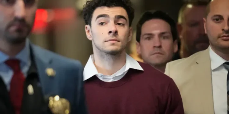 Luigi Mangione avuga ko atemera icyaha cyo kwica umuyobozi wa UnitedHealthcare