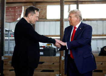 Trump yibeshye asangiza ubutumwa bw’ibanga yandikiranye na Elon Musk kuri Truth Social