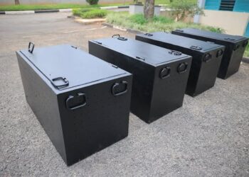 Minisiteri y’Umutekano mu Gihugu yatanze udusanduku 83 two kubikamo imbunda