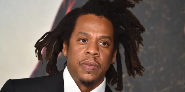 Jay-Z ku ibirego aregwa byo gusambanya umukobwa w’imyaka 13 avuga ko ari ibinyoma