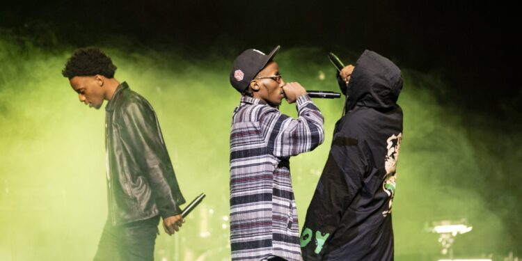 Abaraperi bo mu “Icyumba cya Rap” biyemeje guhindura isura ya Hip Hop