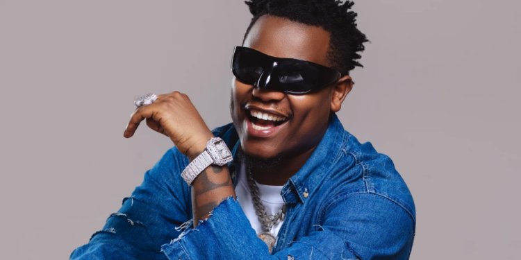 Bruce Melodie yatambamiye abakomeza gukwirakwiza amagambo ya Yampano yamuvuzeho