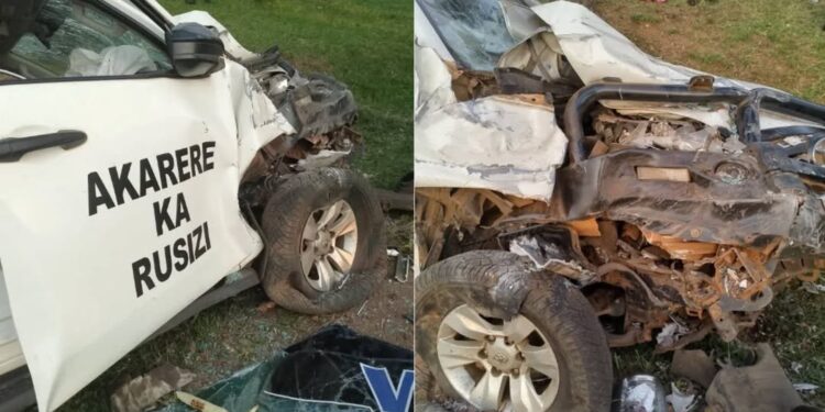 Imodoka y’Akarere ka Rusizi yaritwaye umurambo yakoze impanuka i Huye, abantu batanu harimo na DASSO babiri barakomereka