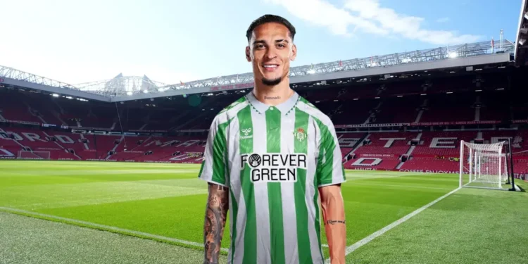 Antony Santos wa Manchester United yageze muri Espagne gusinya muri Real Betis ku ntizanyo