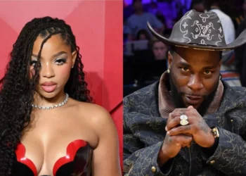 Chloe Bailey yeruriye Burna Boy urukundo mu ruhame, nyuma y’igihe bakwepakwepa
