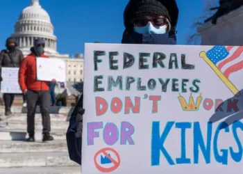 Elon Musk Yategetse Abakozi Bose ba Leta Gutanga Raporo ku Bikorwa by’Icyumweru Gishize, Ibigo Bikomeye Birabyanga