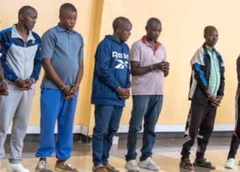 Polisi yafashe abantu barandwi bacyekwaho kwiba no kwangiza ibikorwaremezo by’amashanyarazi