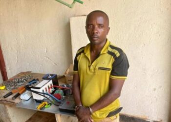 Polisi y’u Rwanda yataye muri yombi umugabo ukekwaho kwiba ibikoresho by’amashanyarazi