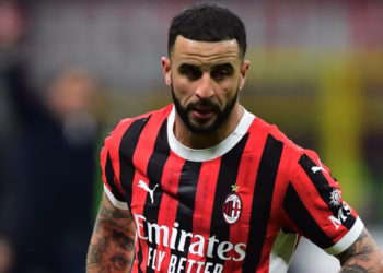 Kyle Walker yagize ati: “Ni icyubahiro gukinira AC Milan, ariko tugomba gukosora imikinire yacu”