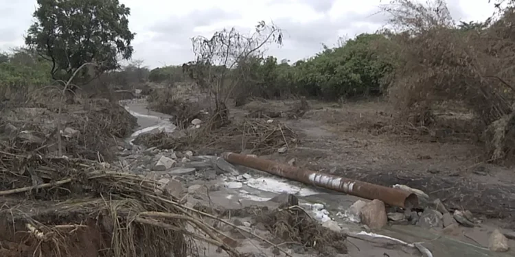 Ubwoba mu bayobozi ba Zambia nyuma y’impanuka y’isuka rya acide yanduje uruzi rwa Kafue