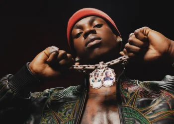 Rema yakomoje ku ngaruka yatewe n’abamushinje gukorana na Illuminati