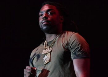 Umuraperi Young Scooter yitabye Imana ku isabukuru ye ya 39 azize imvune ikomeye ku kaguru.