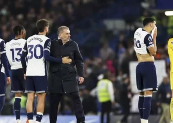 Tottenham ikomeje kugwa mu manga: Iradagadwa ku mwanya wa 14 n’amanota 34 mu mikino 30 imaze gukina