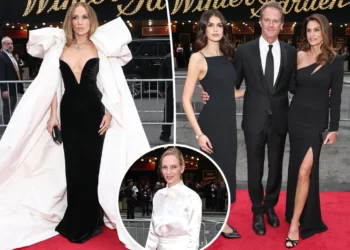 “Good Night, and Good Luck” yatangirijwe kuri Broadway mu mugoroba w’amateka