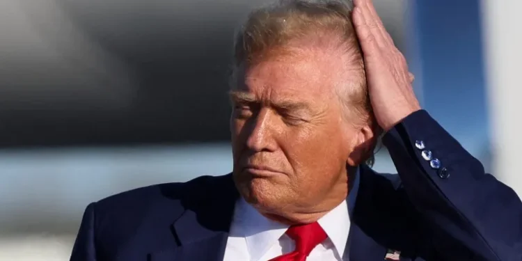 Trump yatesheje agaciro ingamba za Obama na Biden, ashyiraho amategeko mashya.