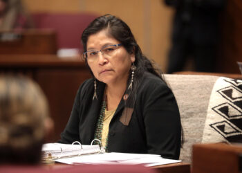 Senateri Hatathlie yamaganye ibyavuzwe:  ‘Ibyo ni ibinyoma byambaye ubusa!’