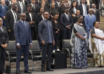 Perezida Kagame yavuze ko igihugu kimwe cyagerageje guhagarikira Visa Minisitiri Bizimana.