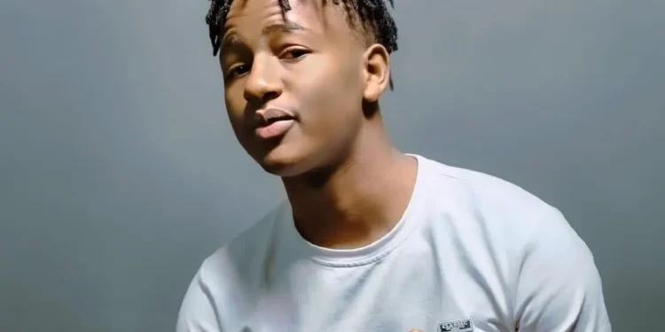 Biswanka asezeye umuziki mu gahinda: Ngo Arahohototezwa, hari abashaka kumutsemba.