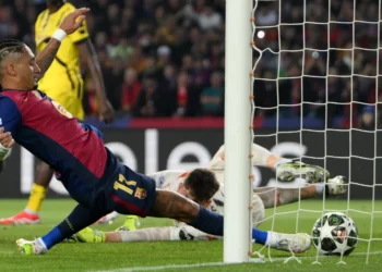 Raphinha yageze ku ntego y’impuzangendo y’amanota y’bitego 60 yagizemo uruhare 60 muri 24/25