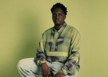 Uruganda rw’umuziki muri Uganda rurashinjwa amarozi, Joshua Baraka yibaza ku ngaruka zayo ku bazungu.