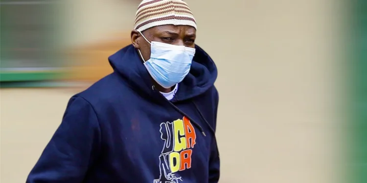 Alien Skin yaciye ruhinganyuma: Ashobora Kwimukira burundu muri Kenya kubera guhigwa no kwicwa!