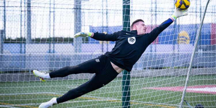 Marc-André ter Stegen yasubiye mu myitozo, azajyana n’ikipe ye Barça i Sevilla mu mukino wa nyuma wa Copa del Rey