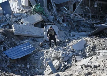 Agahenge kabyaye urupfu, Putin arongeye arasa Ukraine.