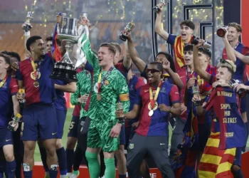 Barcelona ya Hansi Flick yihanangirije ikipe ya Real Madrid ko bitari ku rwego rumwe