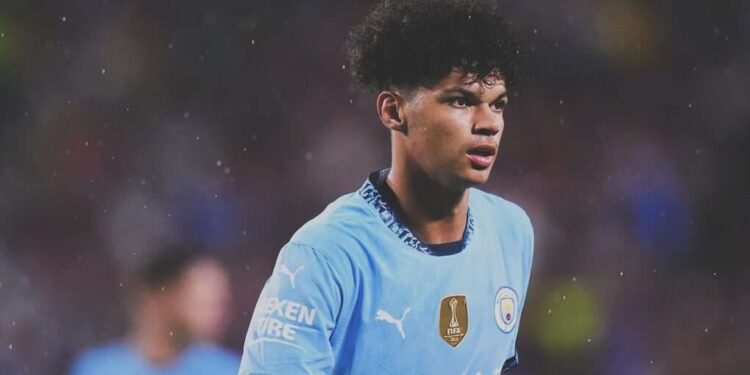 Manchester City bari mu biganiro byo kongerera amasezerano Nico O’Reilly.