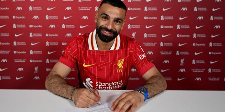 Mohamed Salah yasinyiye amasezerano mashya muri Liverpool azamara indi myaka ibiri!