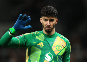 Altay Bayindir agiye gukina umukino we wa mbere muri Premier League mu mateka ye