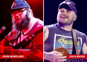 Zach Bryan yagaragaye afite ijisho ryabyimbye muri NYC, mu gihe arimo avugwaho kutumvikana na John Moreland