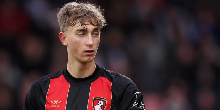 Dean Huijsen yasinye amasezerano y’imyaka 5 muri Real Madrid, nyuma yo gusoza ibizamini by’ubuzima i Londres