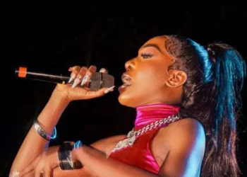 Karole Kasita agiye gukora igitaramo gikomeye bwa mbere