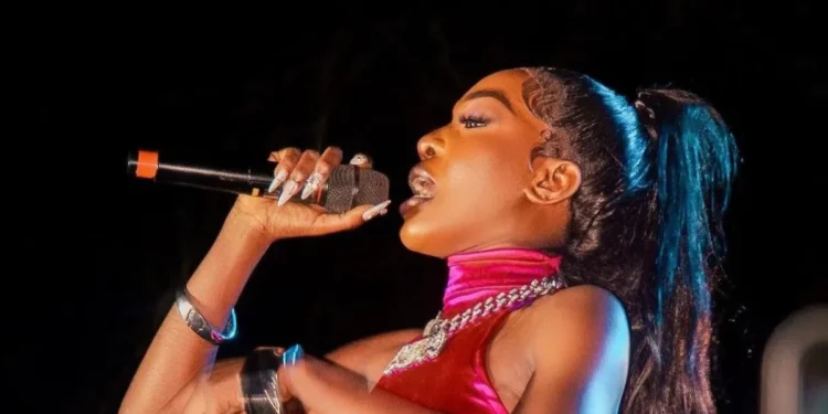 Karole Kasita agiye gukora igitaramo gikomeye bwa mbere