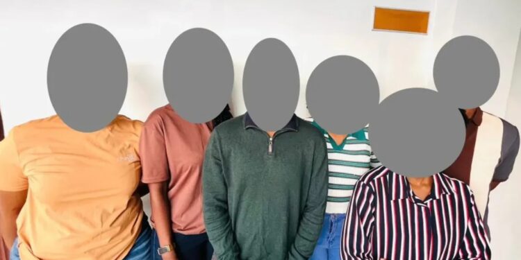 Abanyarwanda 10 bagaruwe mu Gihugu nyuma yo kujyanwa muri Asia, mu buryo butemewe