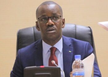 Amateka ya Senateri Evode Uwizeyimana wakatiye abiyita Opposition