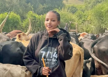 Pretty Banks: yigeze gukurwa ku kazi ko kugurisha amata, ahishura uko yirukanywe azira kutumvira shebuja.