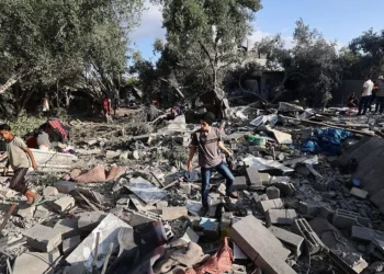 Abana 6 biciwe barimo kuvoma amazi mu gitero cya Israel i Gaza, imibiri yabo yajugunywe ku karubanda