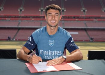 Arsenal FC yasinyishije umukinnyi wo hagati Martin Zubimendi ku masezerano y’imyaka itanu