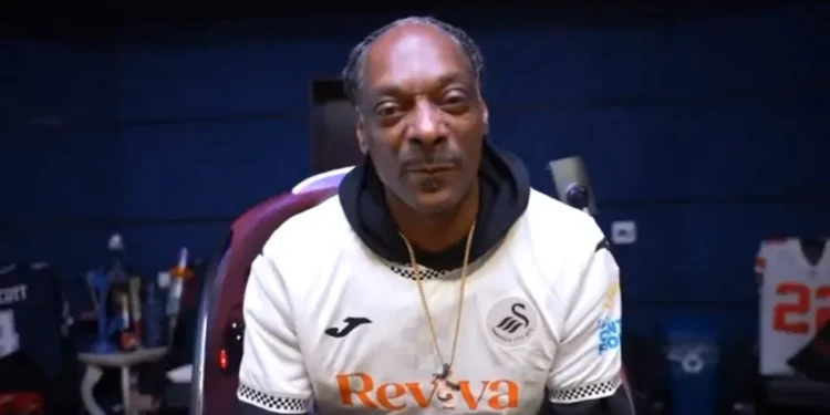 Snoop Dogg agiye kuba umwe mubanyamigabane b’ikipe ya Swansea City