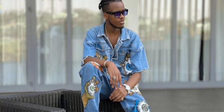 Calvin Mbanda asimbuye Juno Kizigenza mu Uganda-Rwanda music festival