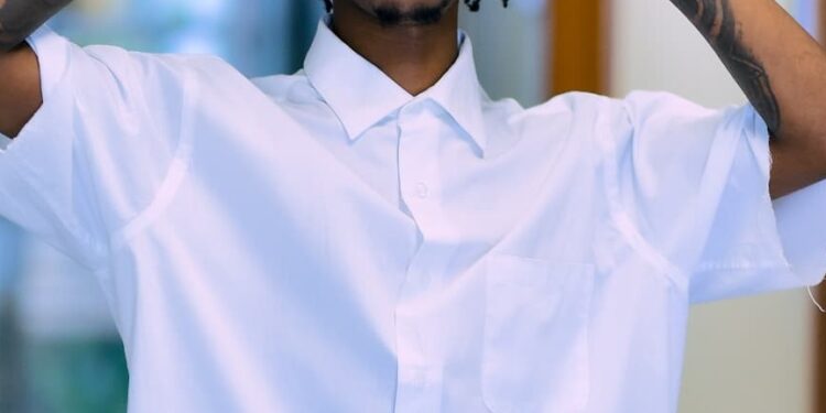 Papa Cyangwe yahuje abarimo Bull Dogg na Ariel Wayz kuri Album ya kabiri