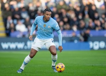 Manuel Akanji ari mu gihirahiro nyuma yuko ikipe Galatasaray na Bayer Leverkusen zimwifuje