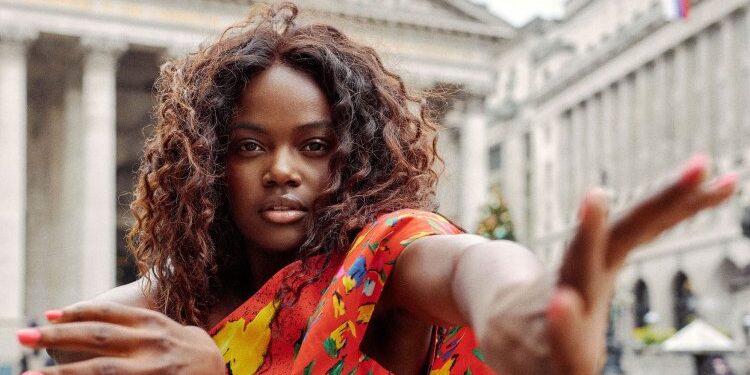 Sherrie Silver ahishuye ukuri ku byo kuvuga ko azabyina muri Stade Amahoro